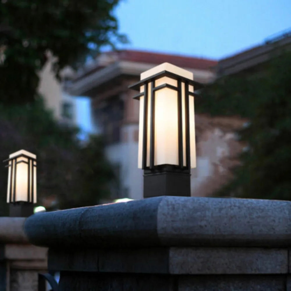 Outdoor Lamp Post